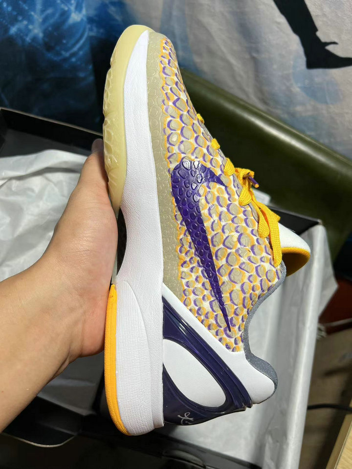 Nike Kobe 6 Blanc Violet Jaune CW2190-105